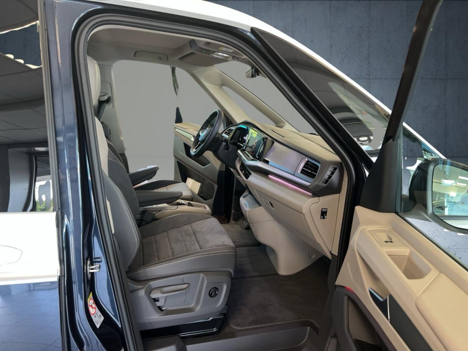 Volkswagen Multivan Langversion – Bild 15