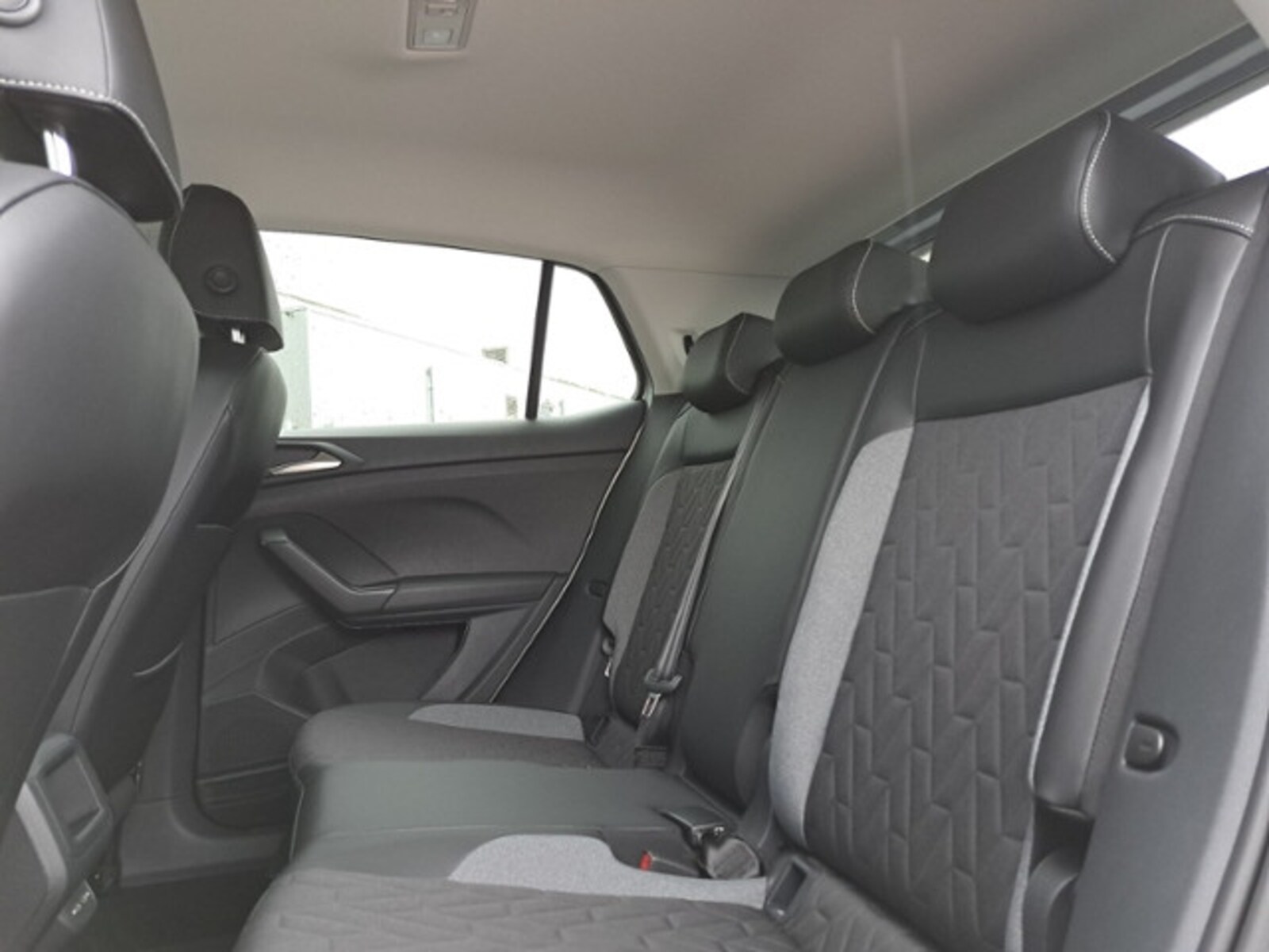 Volkswagen T-Cross – Bild 14