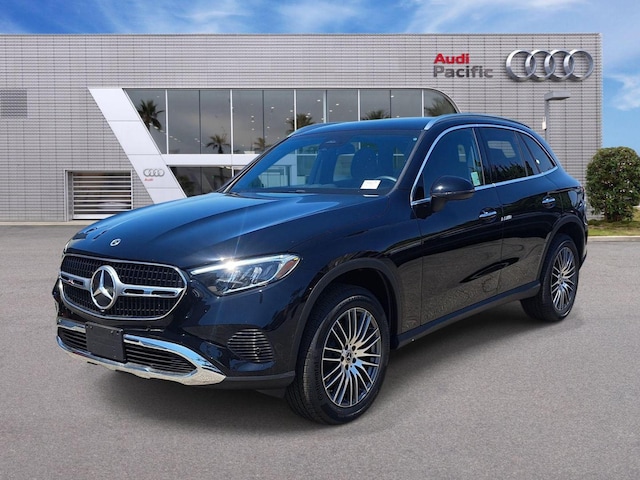 Photo of 2026 Mercedes-Benz GLC 300 
