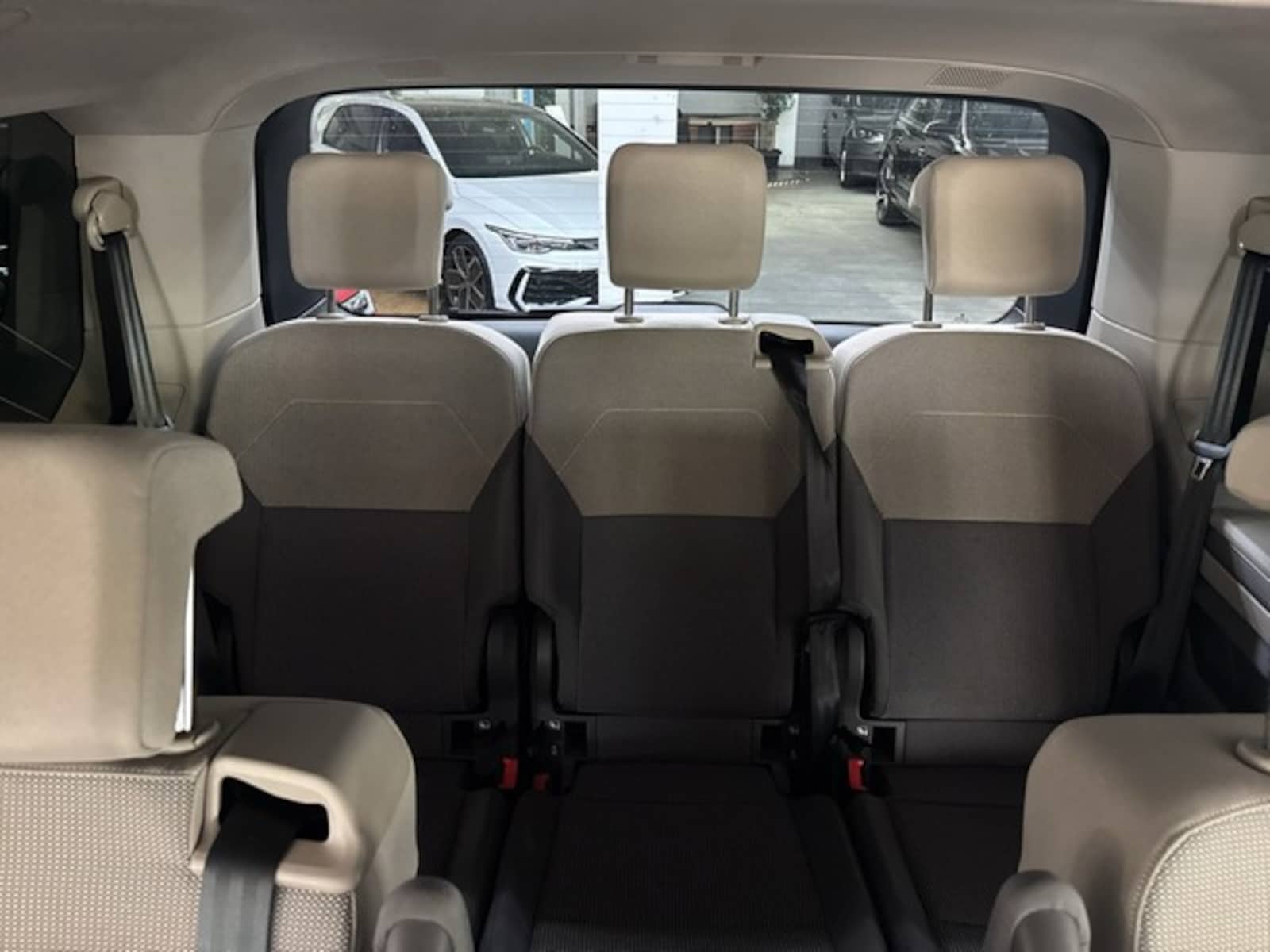 Volkswagen Multivan – Bild 14