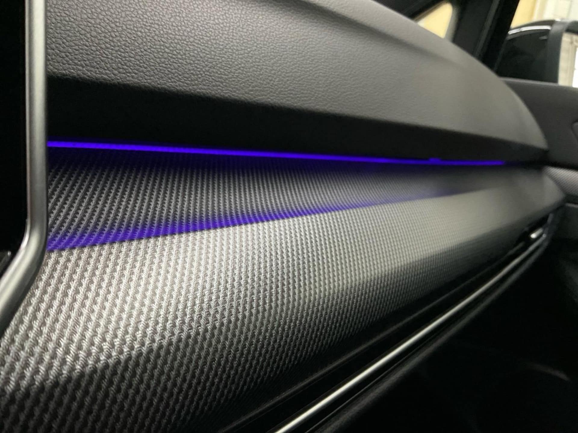 Volkswagen Golf Variant R-Line