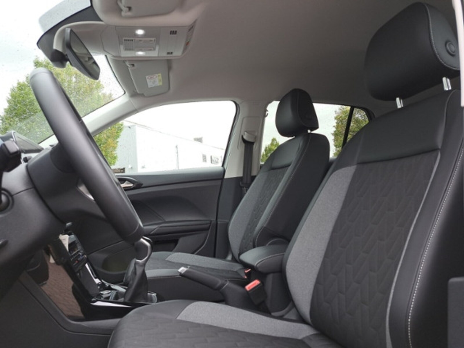 Volkswagen T-Cross – Bild 17
