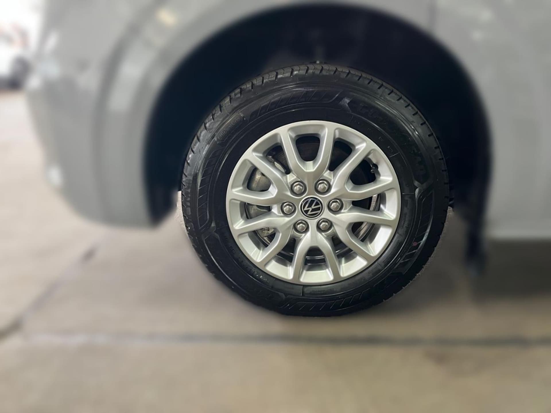 Volkswagen e-Caravelle Life
