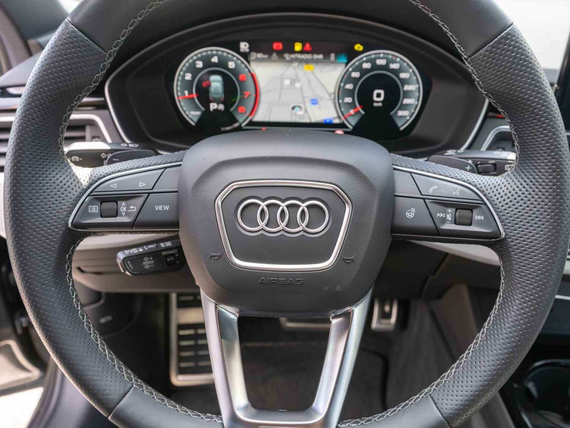 Audi A4 Avant S line