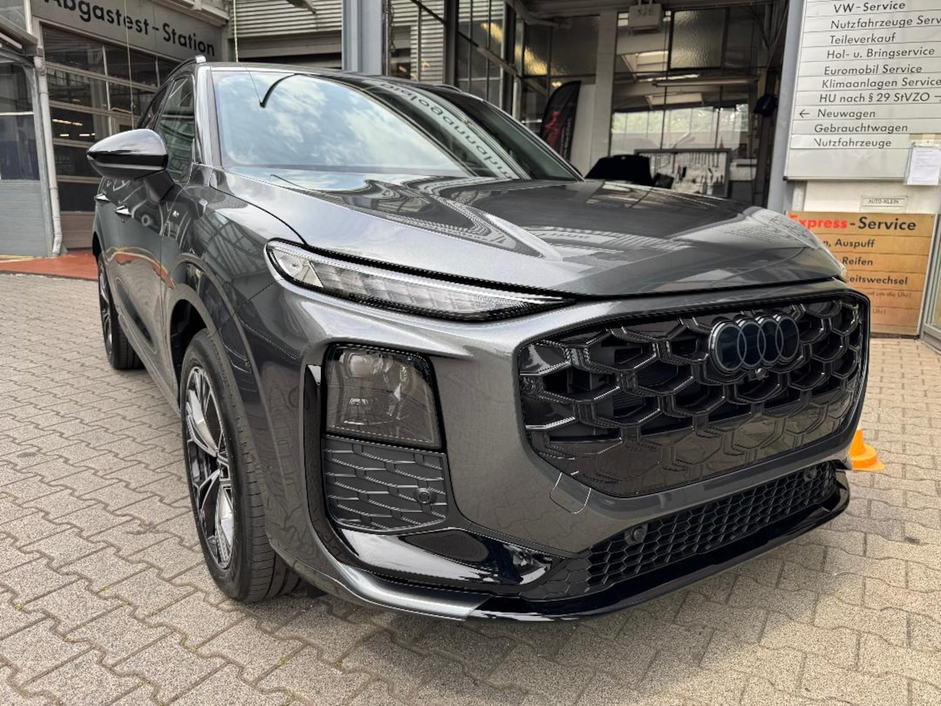 Audi Q3 SUV