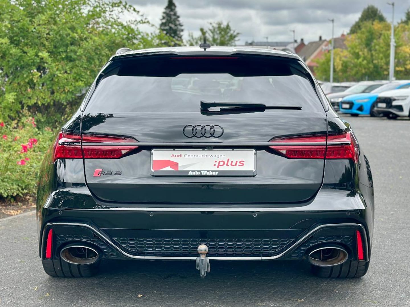 Bild über Audi RS 6 Avant performance quattro tiptronic - für weitere Informationen kontaktieren Sie den Audi Partner