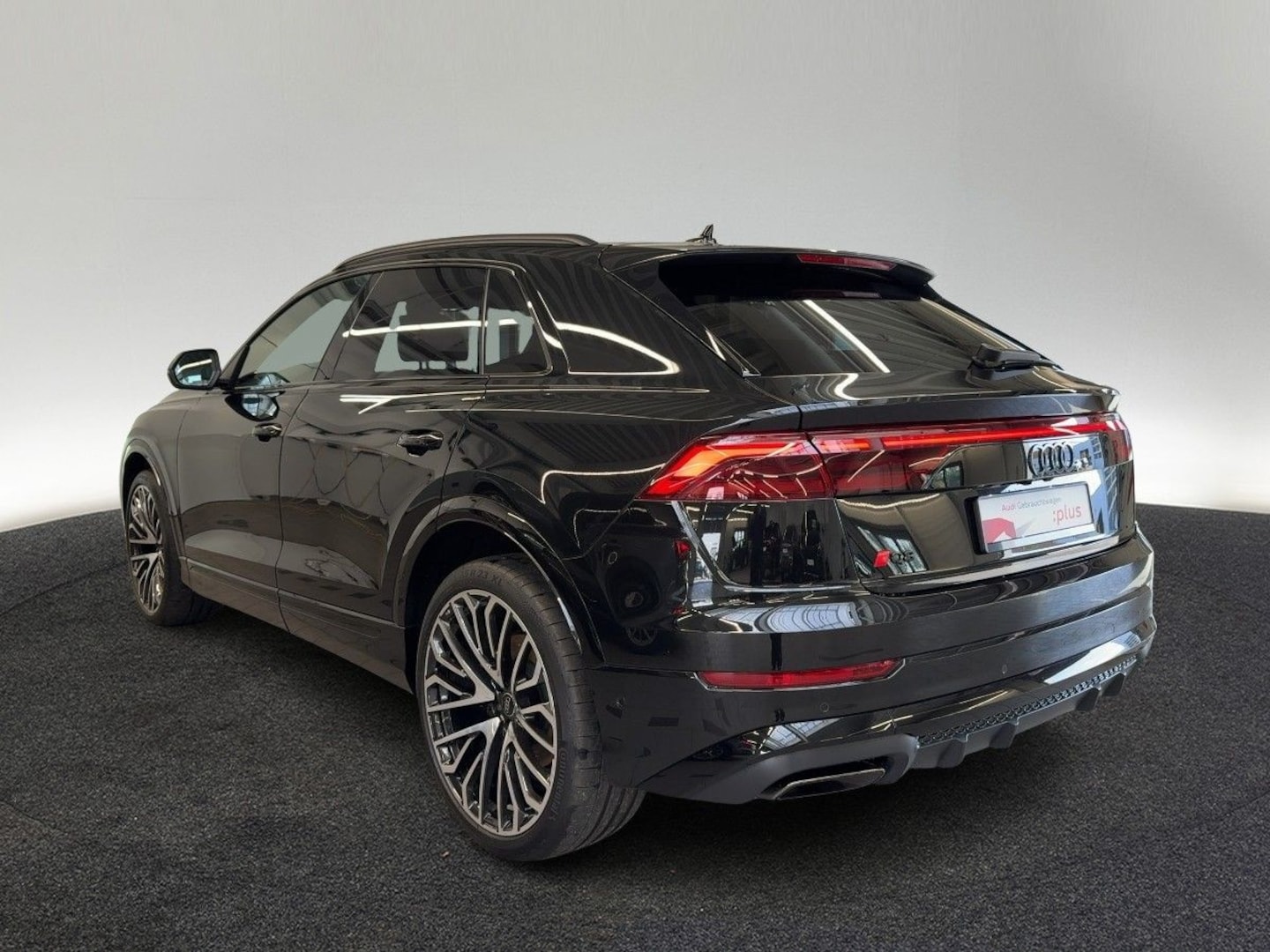 Bild über Audi Q8 SUV 50 TDI quattro tiptronic - für weitere Informationen kontaktieren Sie den Audi Partner