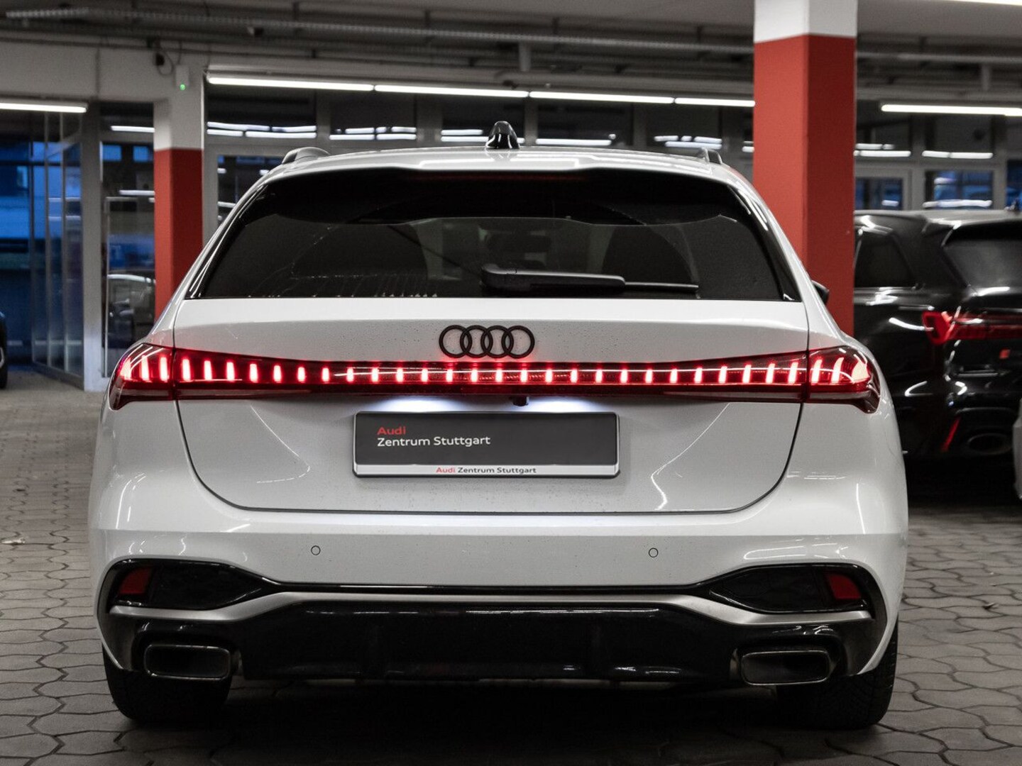 Bild über Audi A5 Avant TFSI 150 kW S tronic - für weitere Informationen kontaktieren Sie den Audi Partner