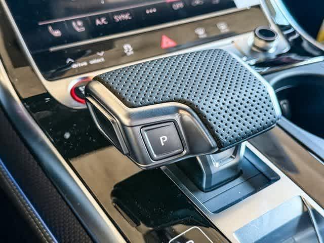 2026 Audi SQ8 Premium Plus - Photo 24