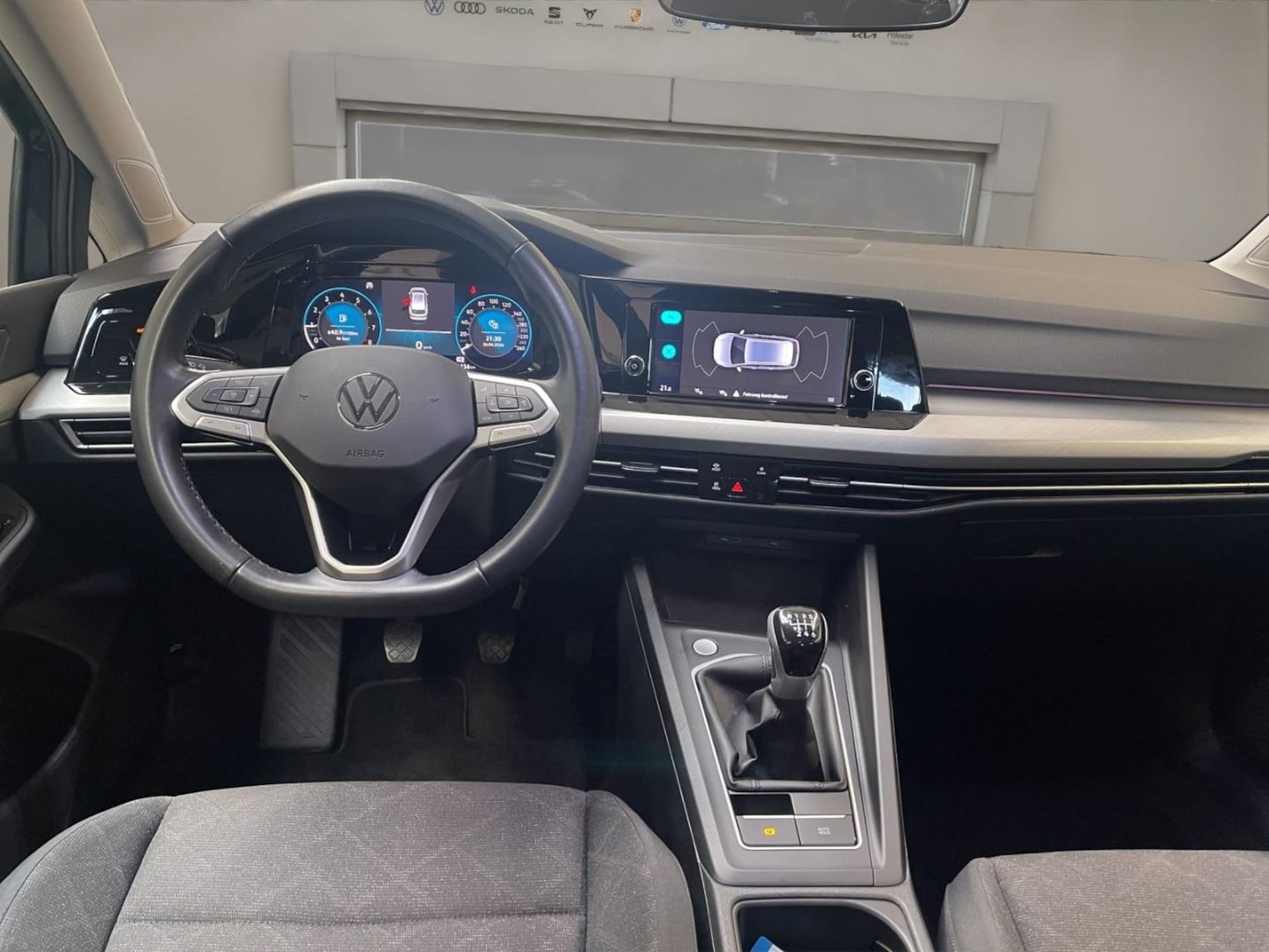 Volkswagen Golf Variant Life