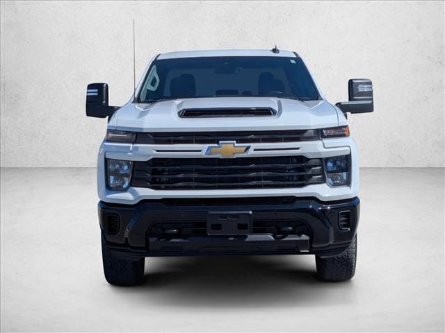 2025 Chevrolet Silverado