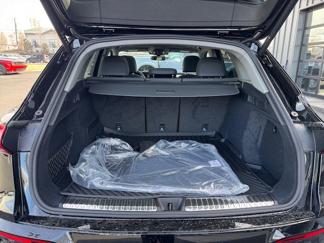 2025 Audi Q5 Premium - Photo 25