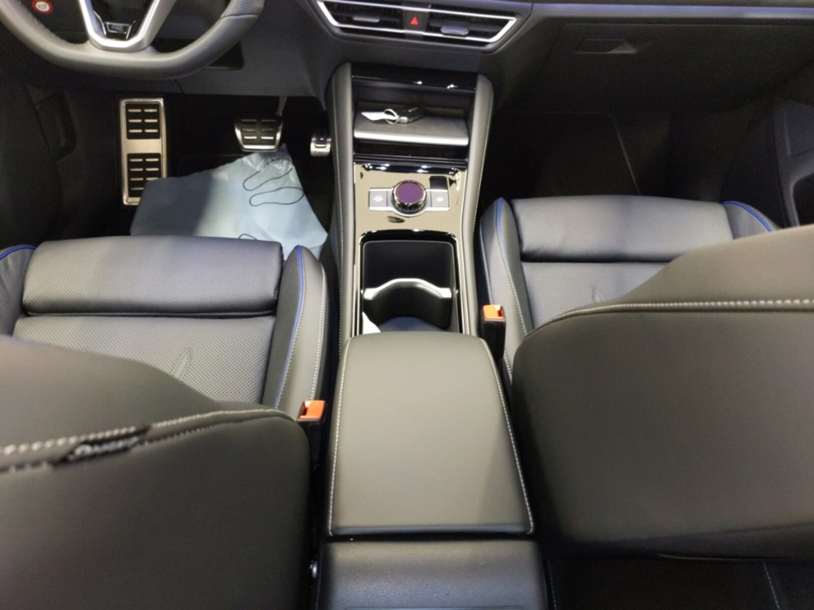 Volkswagen Tiguan – Bild 12