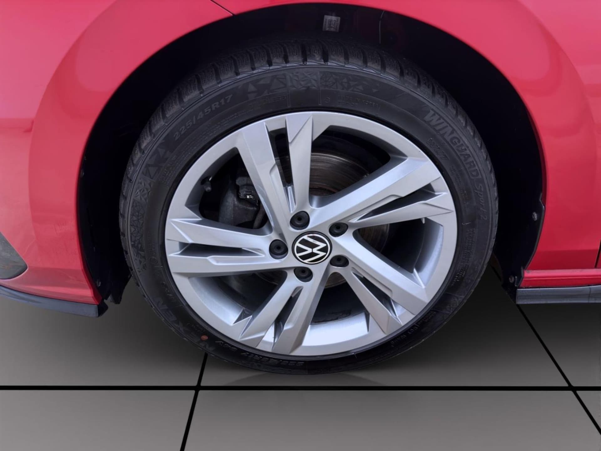 Volkswagen Golf R-Line