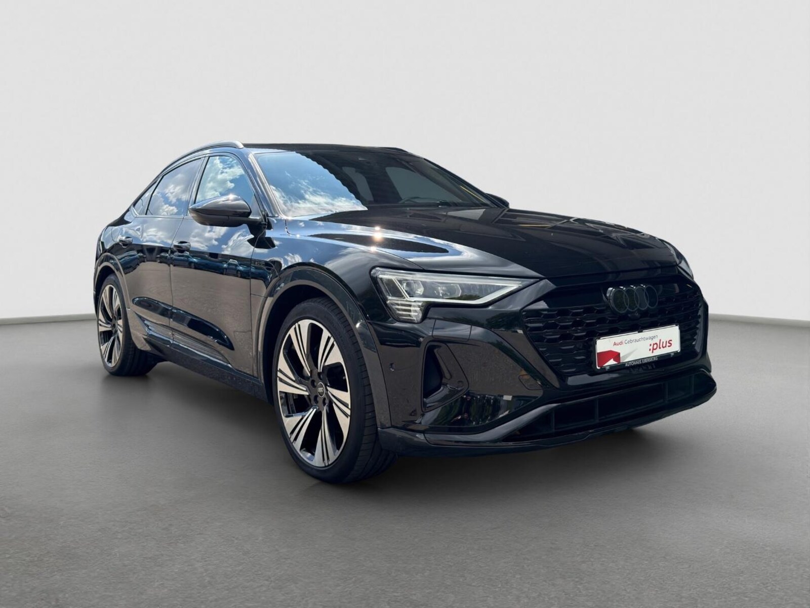 Audi Q8 Sportback e-tron – Bild 4