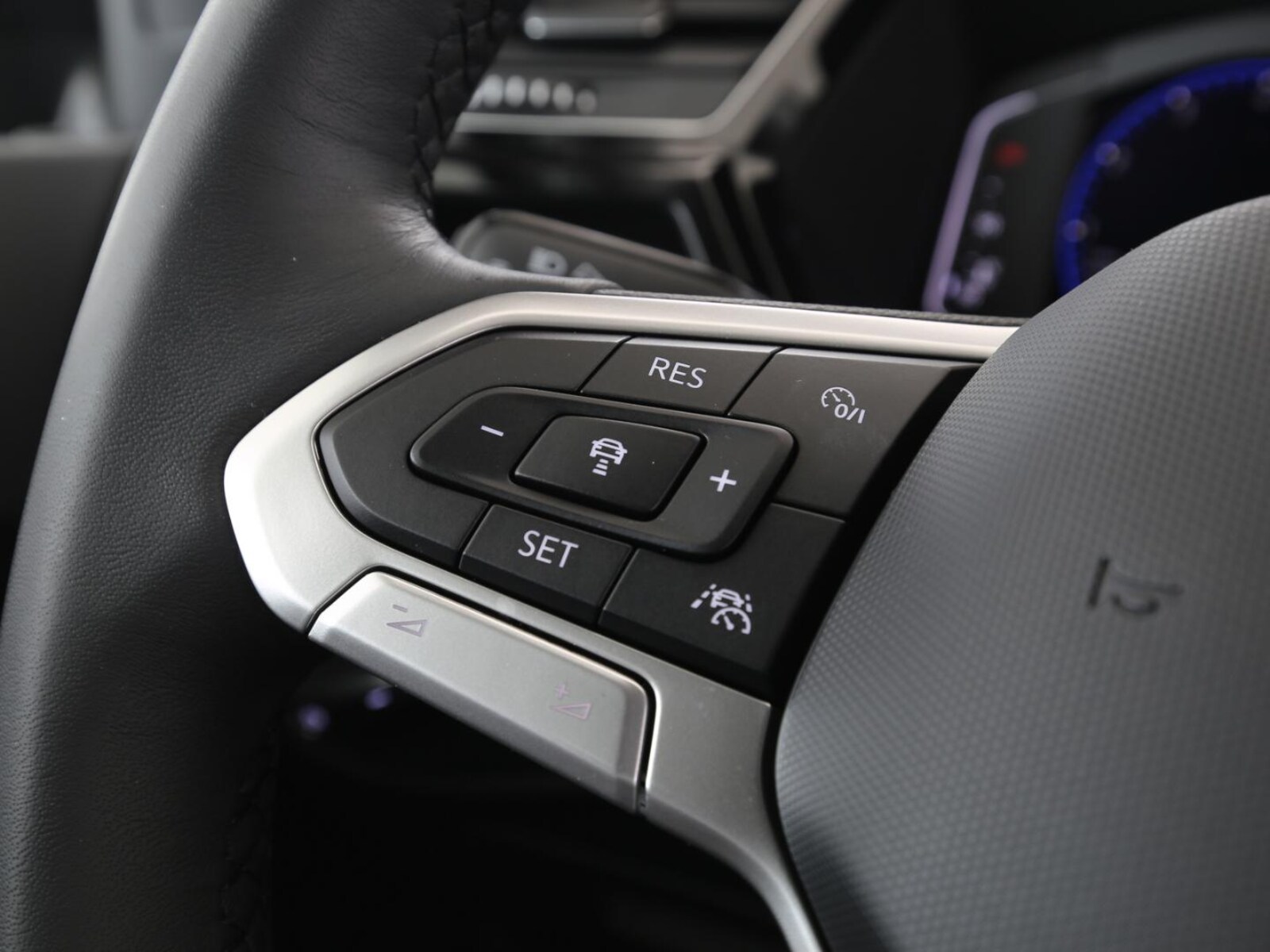 Volkswagen Touran – Bild 14