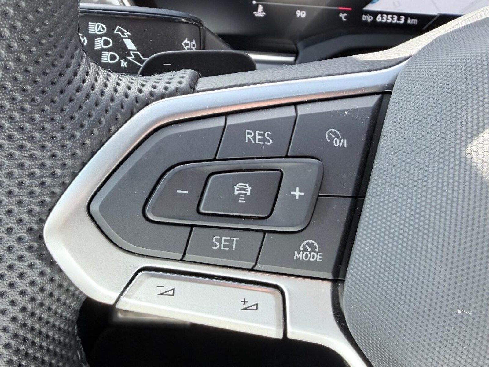 Volkswagen Touareg – Bild 22