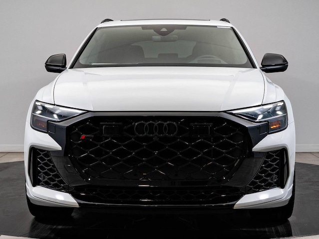 2026 Audi RS Q8 SUV performance
