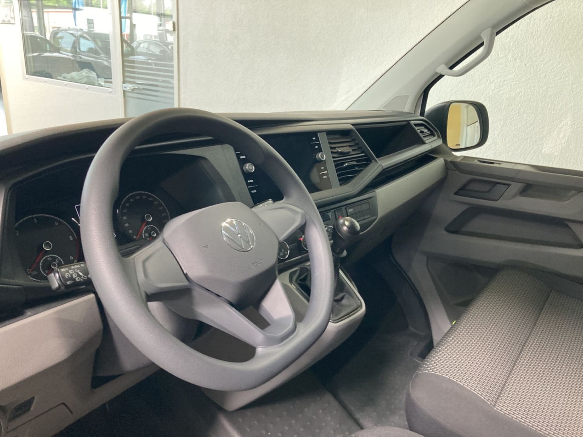 Volkswagen T6.1 Transporter Kasten kurzer Radstand