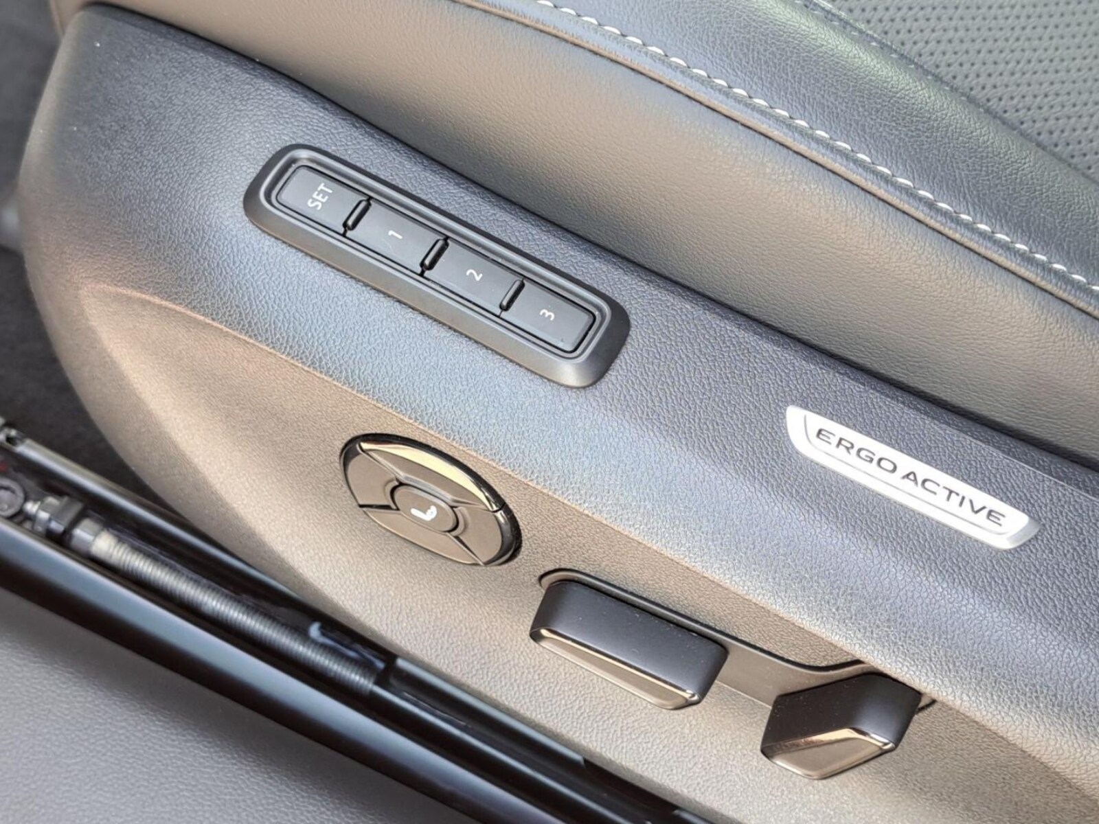Volkswagen Passat – Bild 25