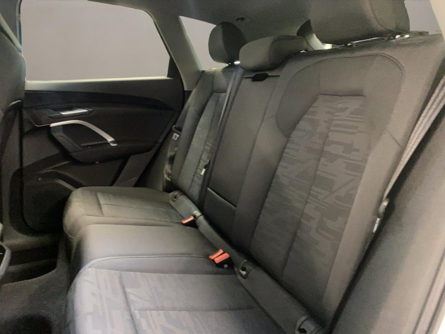 Bild über Audi Q5 SUV TDI quattro 150 kW S tronic - für weitere Informationen kontaktieren Sie den Audi Partner