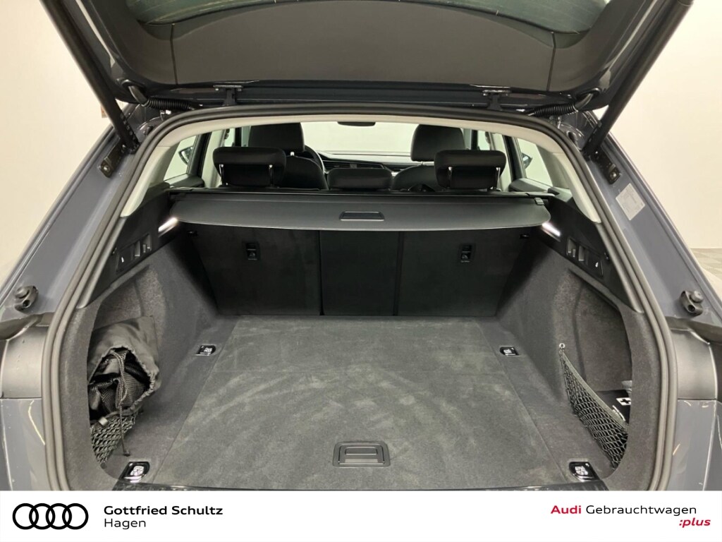Image about Audi Q8 e-tron S line 50 e-tron quattro