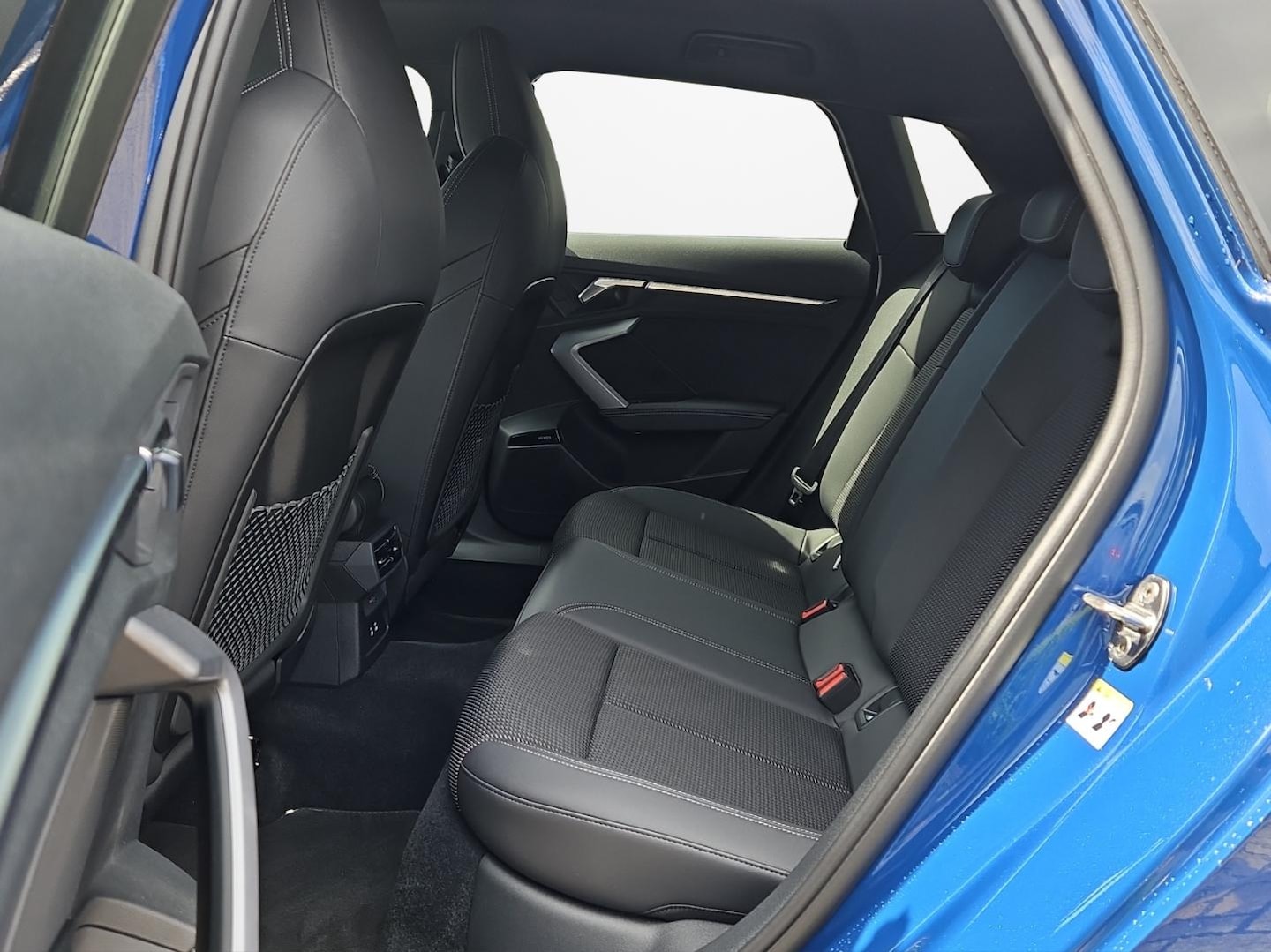Bild über Audi A3 Sportback TFSI e S line 40 TFSI e S tronic - für weitere Informationen kontaktieren Sie den Audi Partner