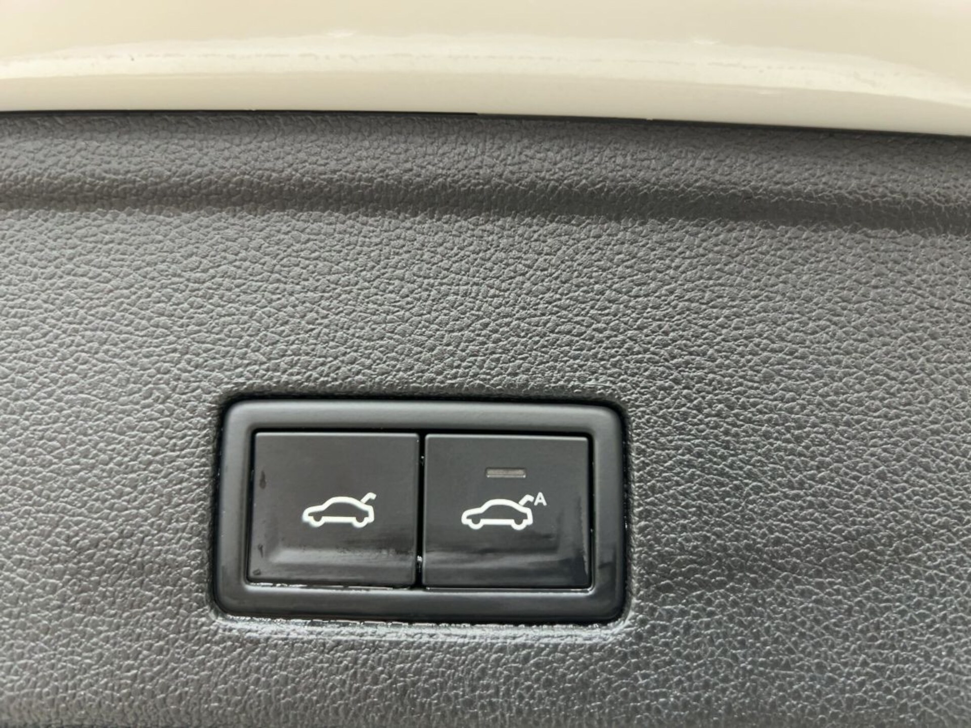 Volkswagen Touareg Basis-Modell