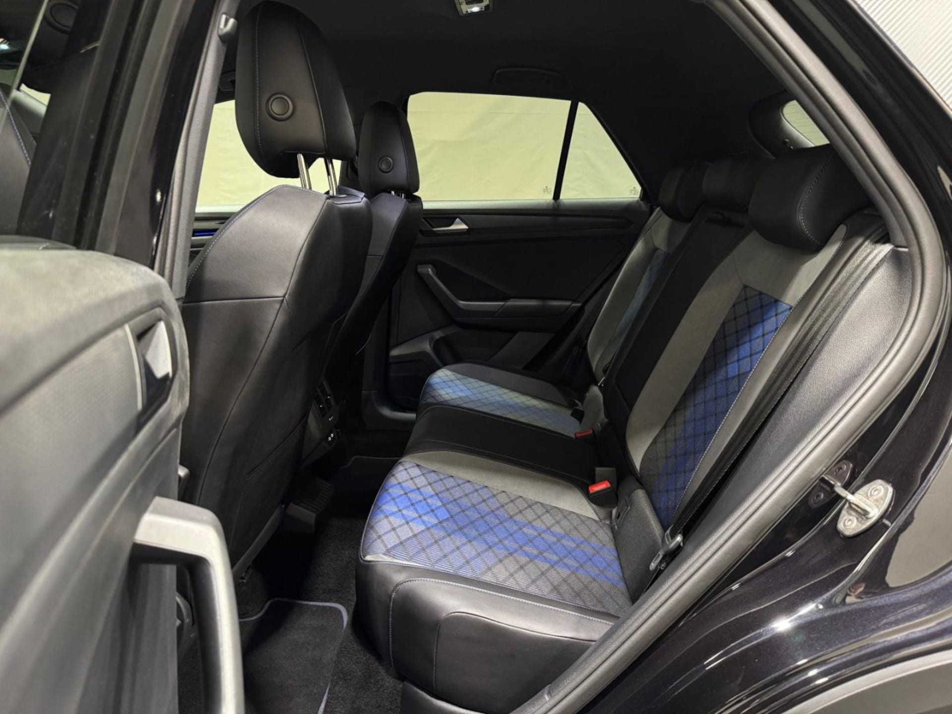Volkswagen T-Roc R