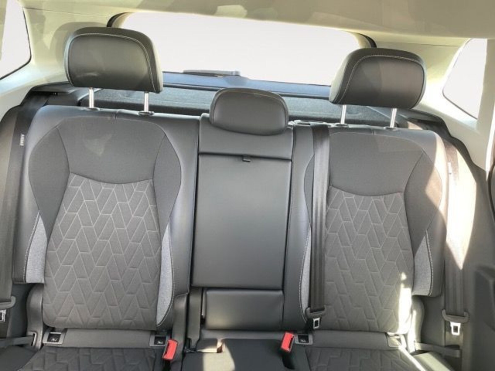 Volkswagen Tiguan – Bild 13