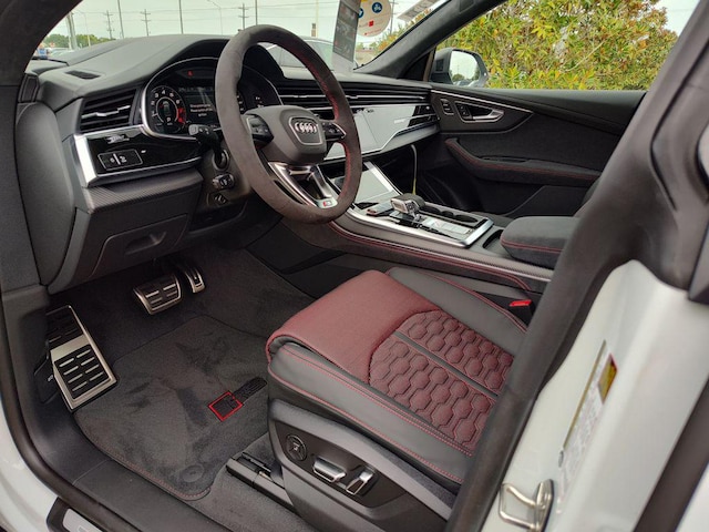 2026 Audi RS Q8 SUV performance