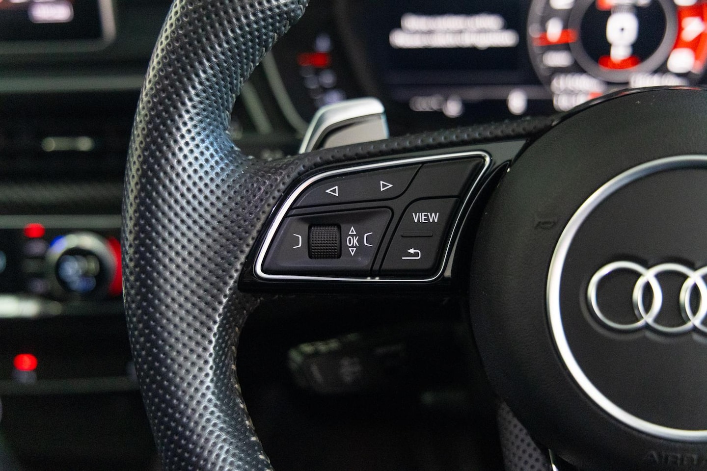 Image about Audi RS 4 Avant 2.9 TFSI