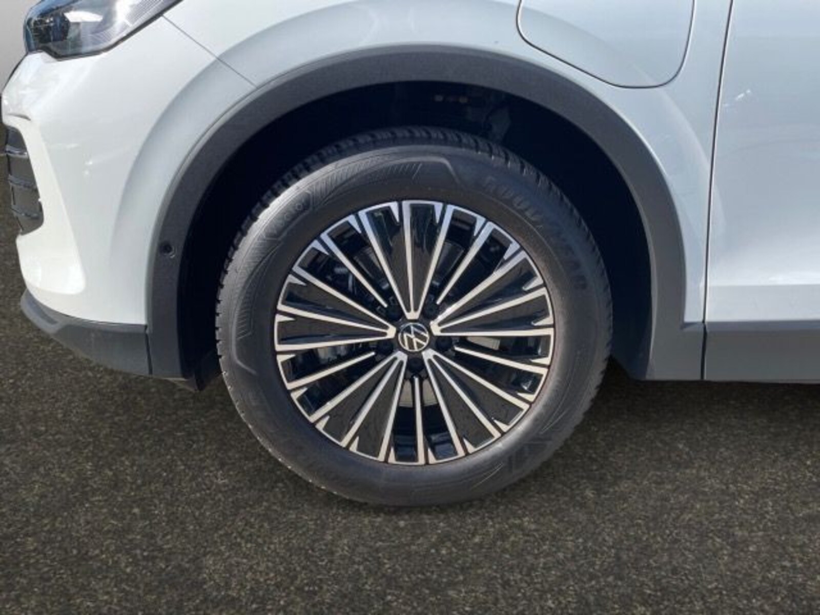Volkswagen Tiguan – Bild 14