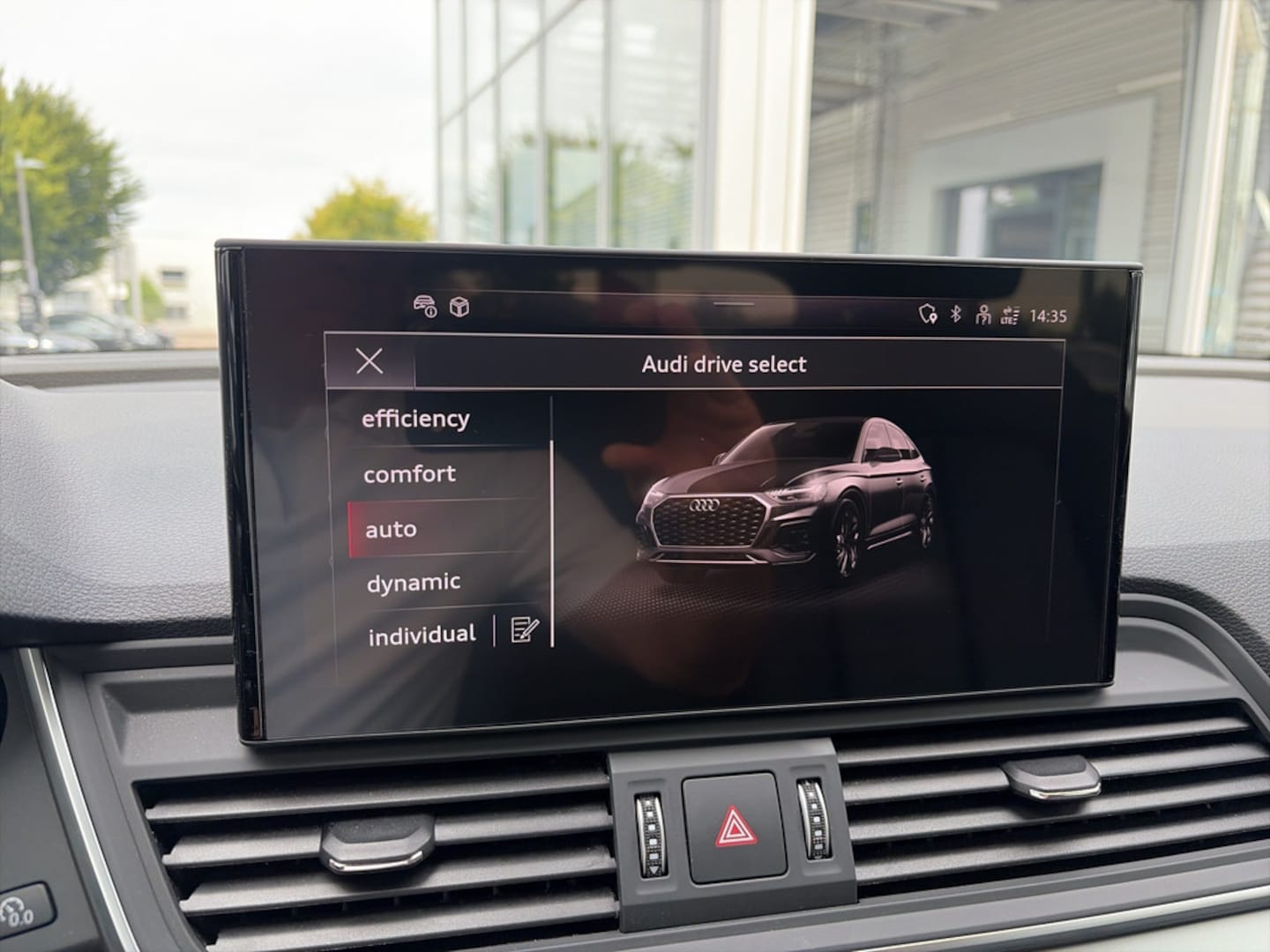 Bild über Audi Q5 Sportback 50 TDI quattro tiptronic - für weitere Informationen kontaktieren Sie den Audi Partner