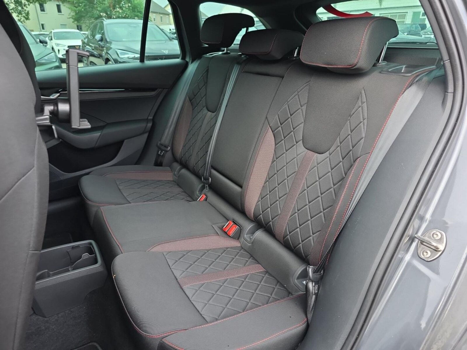 Škoda Octavia Combi – Bild 13