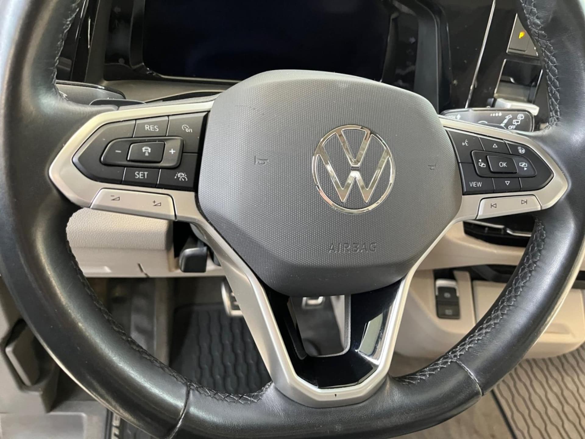 Volkswagen Multivan Style