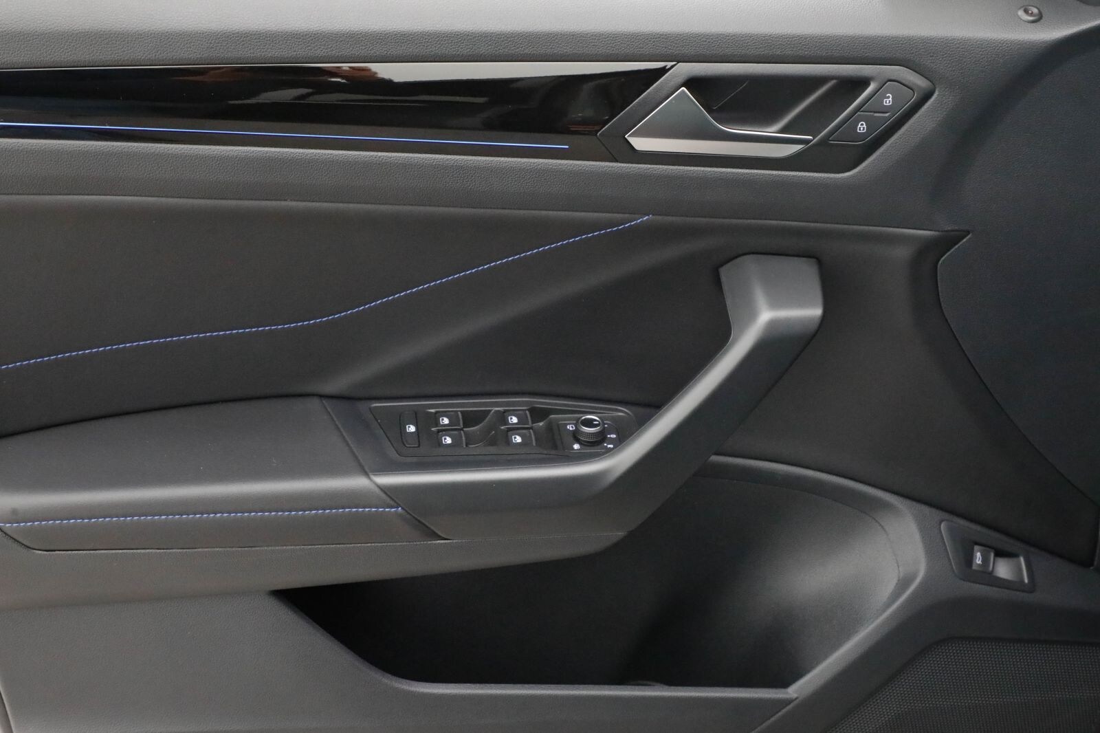 Volkswagen T-Roc – Bild 21