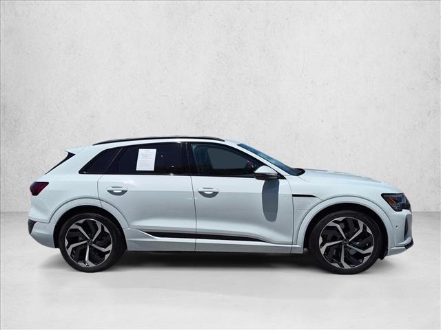 2024 Audi Q8 e-tron