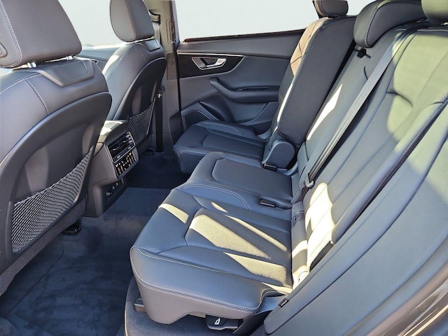 2026 Audi Q8 Premium Plus - Photo 24