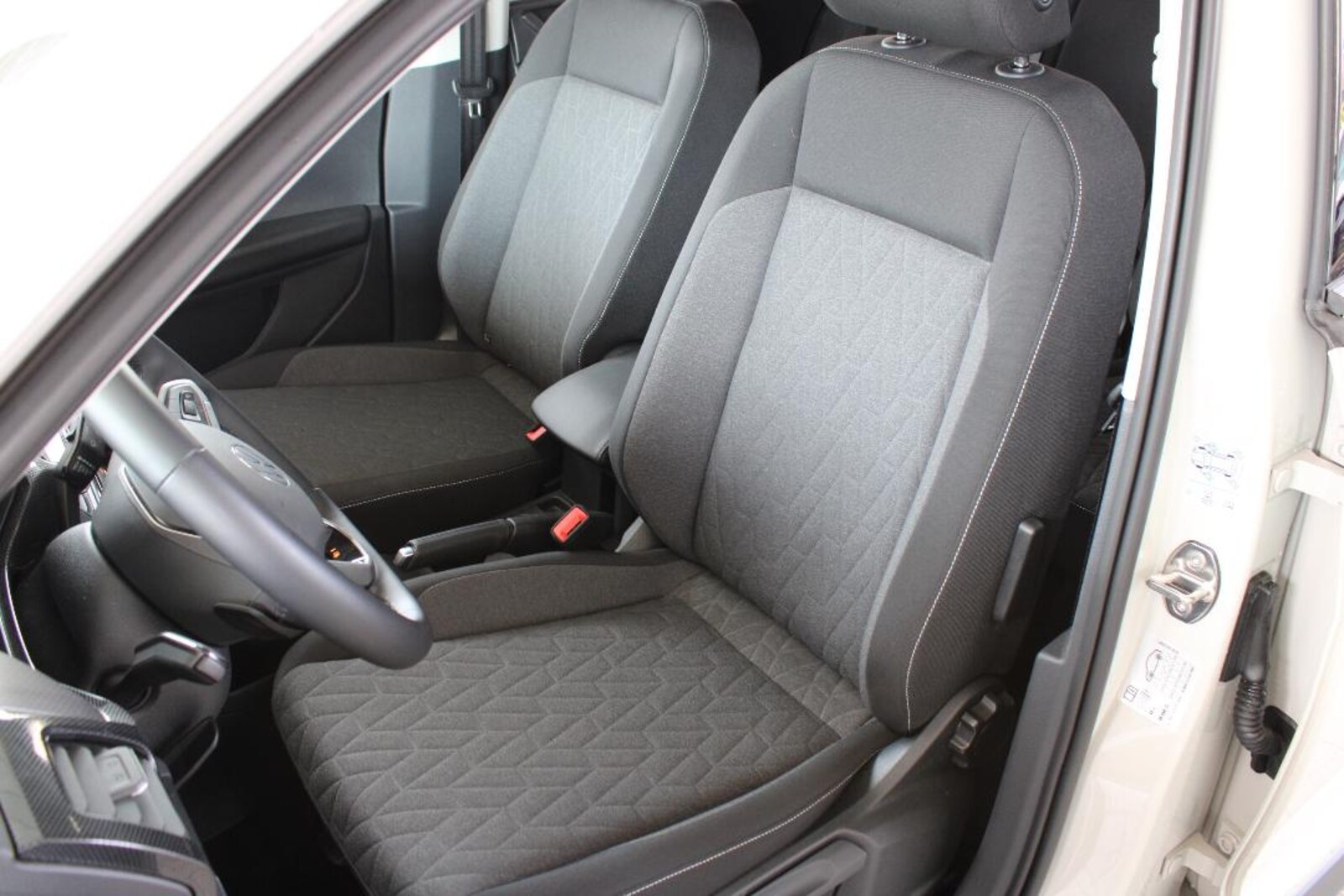 Volkswagen T-Cross – Bild 4