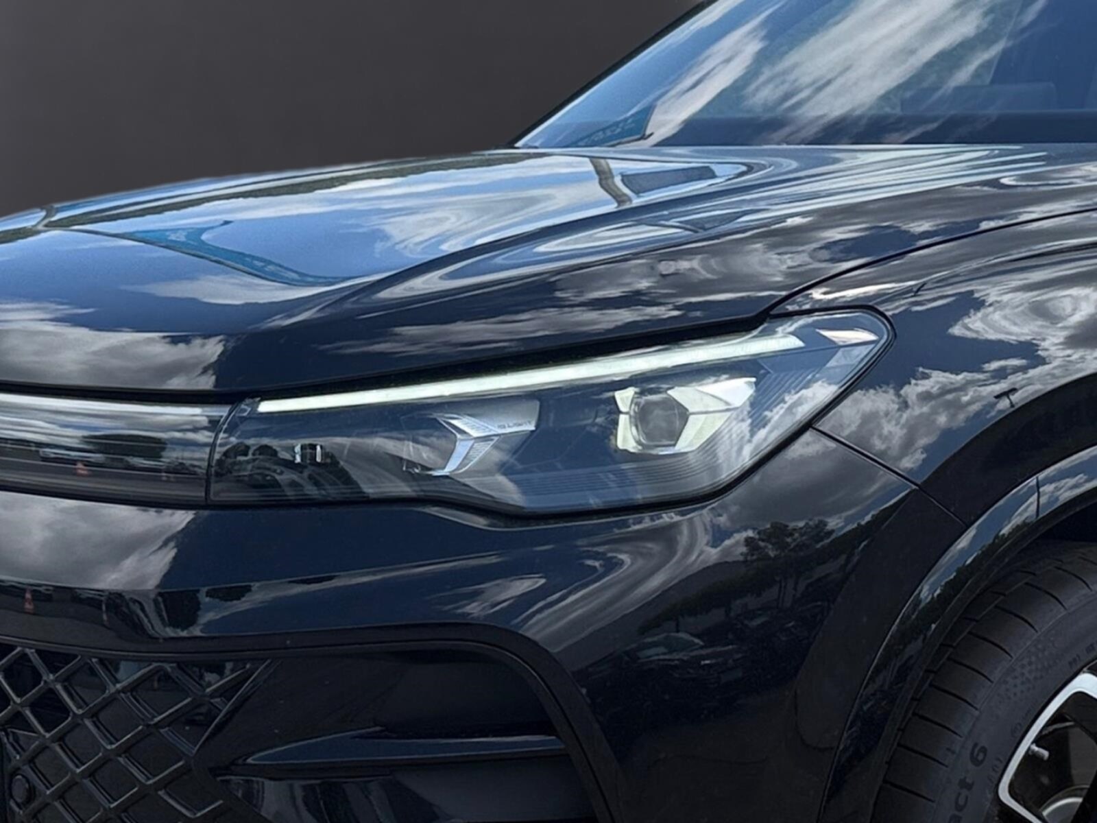 Volkswagen Tiguan – Bild 8