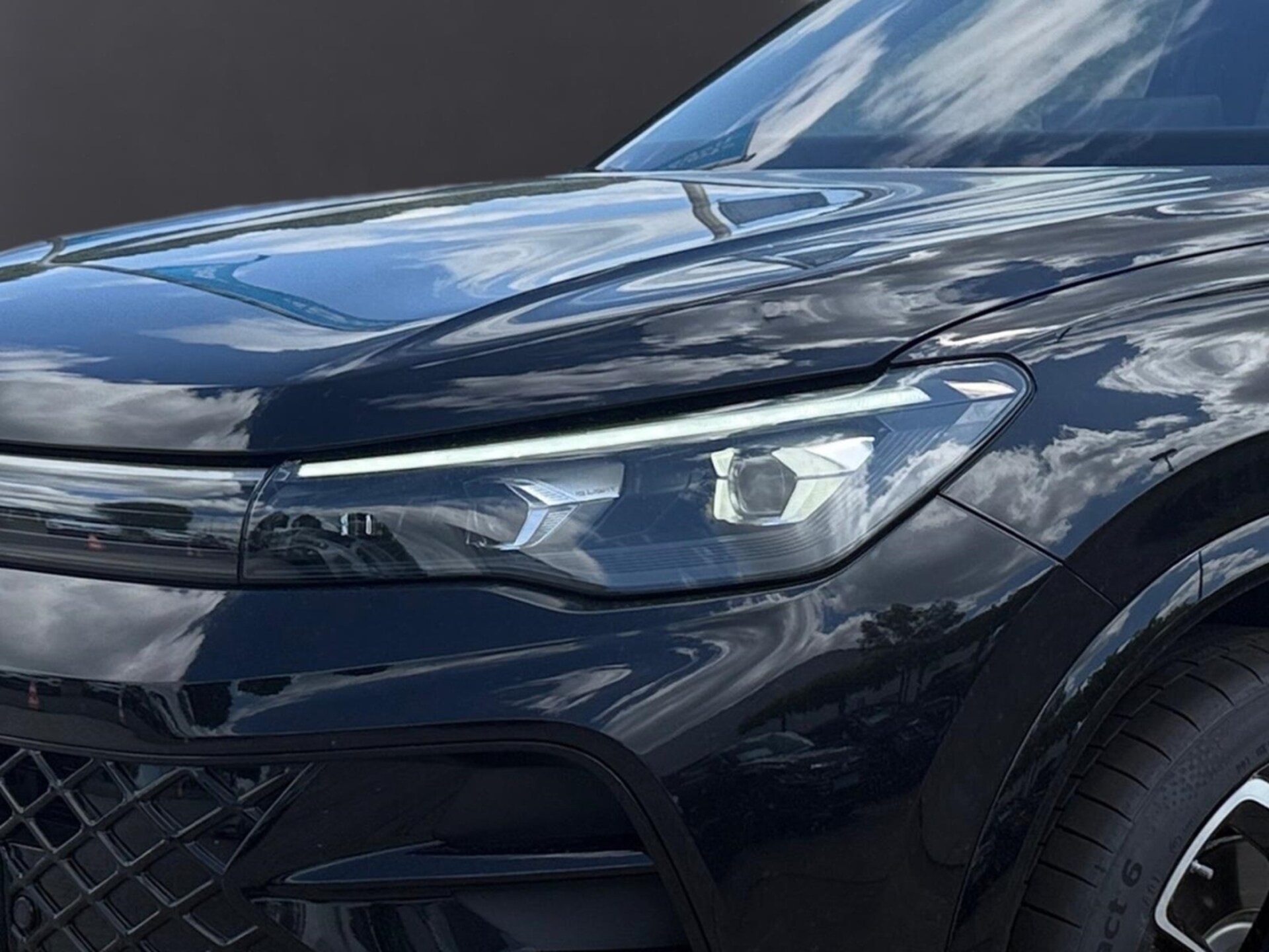Volkswagen Tiguan R-Line