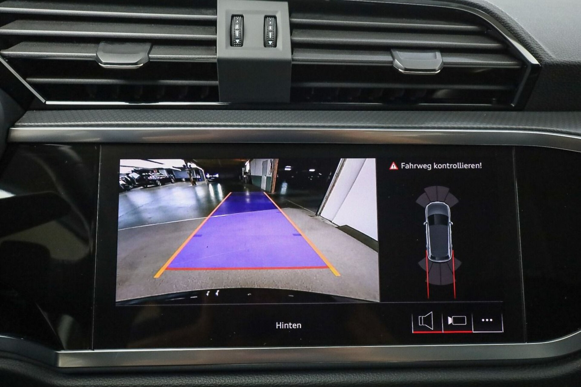 Audi Q3 SUV advanced