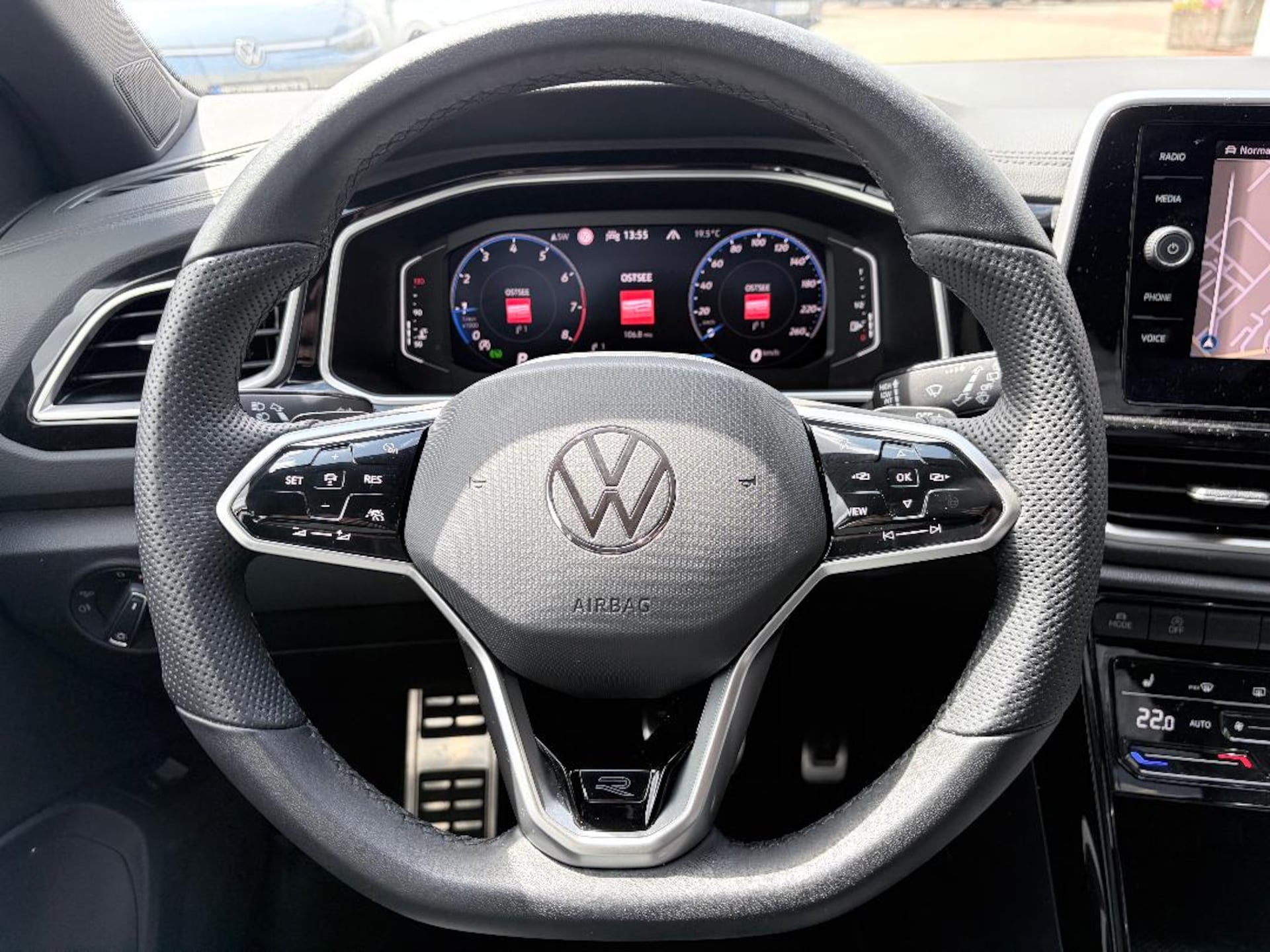 Volkswagen T-Roc R-Line