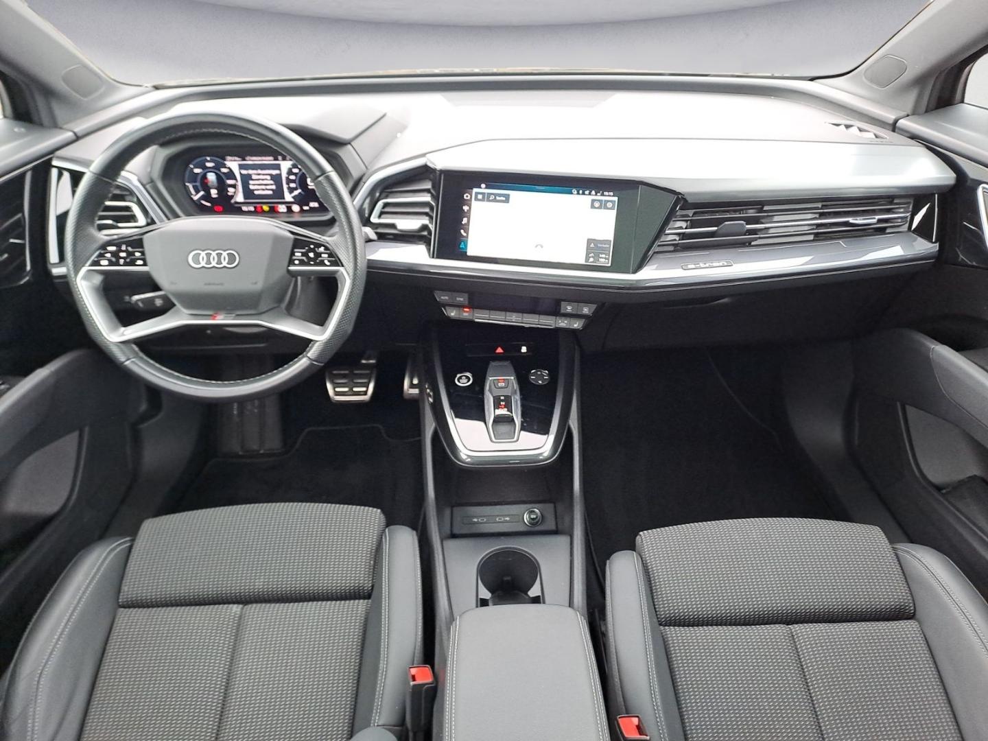 Image about Audi Q4 e-tron 40 e-tron