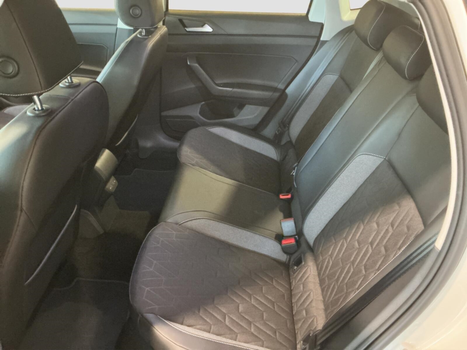 Volkswagen Polo – Bild 11