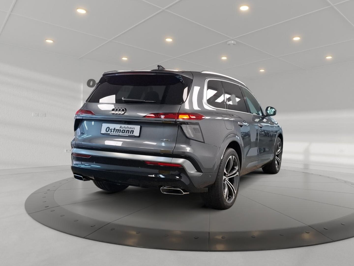 Bild über Audi Q7 SUV TDI quattro 220 kW tiptronic - für weitere Informationen kontaktieren Sie den Audi Partner