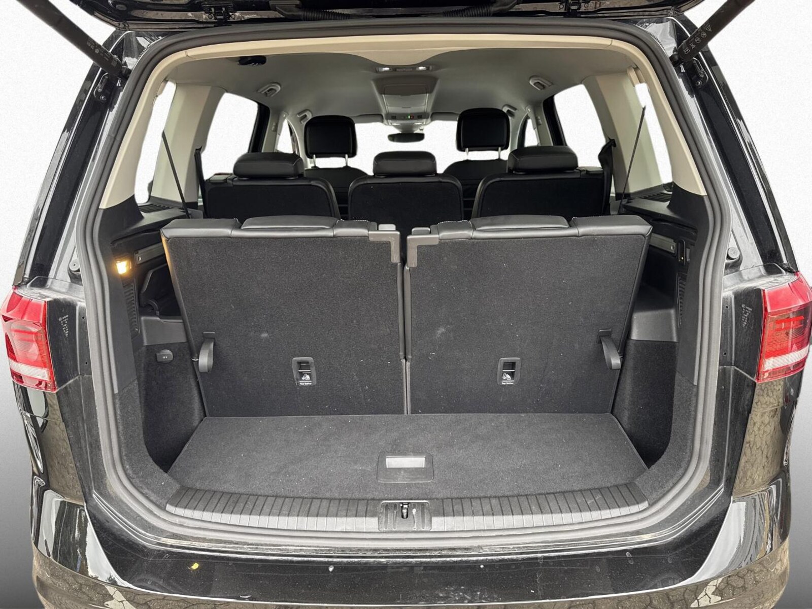 Volkswagen Touran – Bild 14
