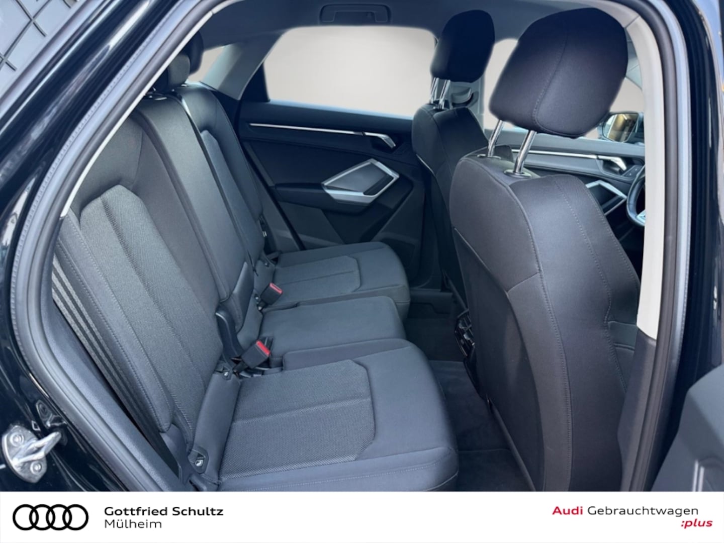 Bild über Audi Q3 Sportback S line 35 TFSI S tronic - für weitere Informationen kontaktieren Sie den Audi Partner