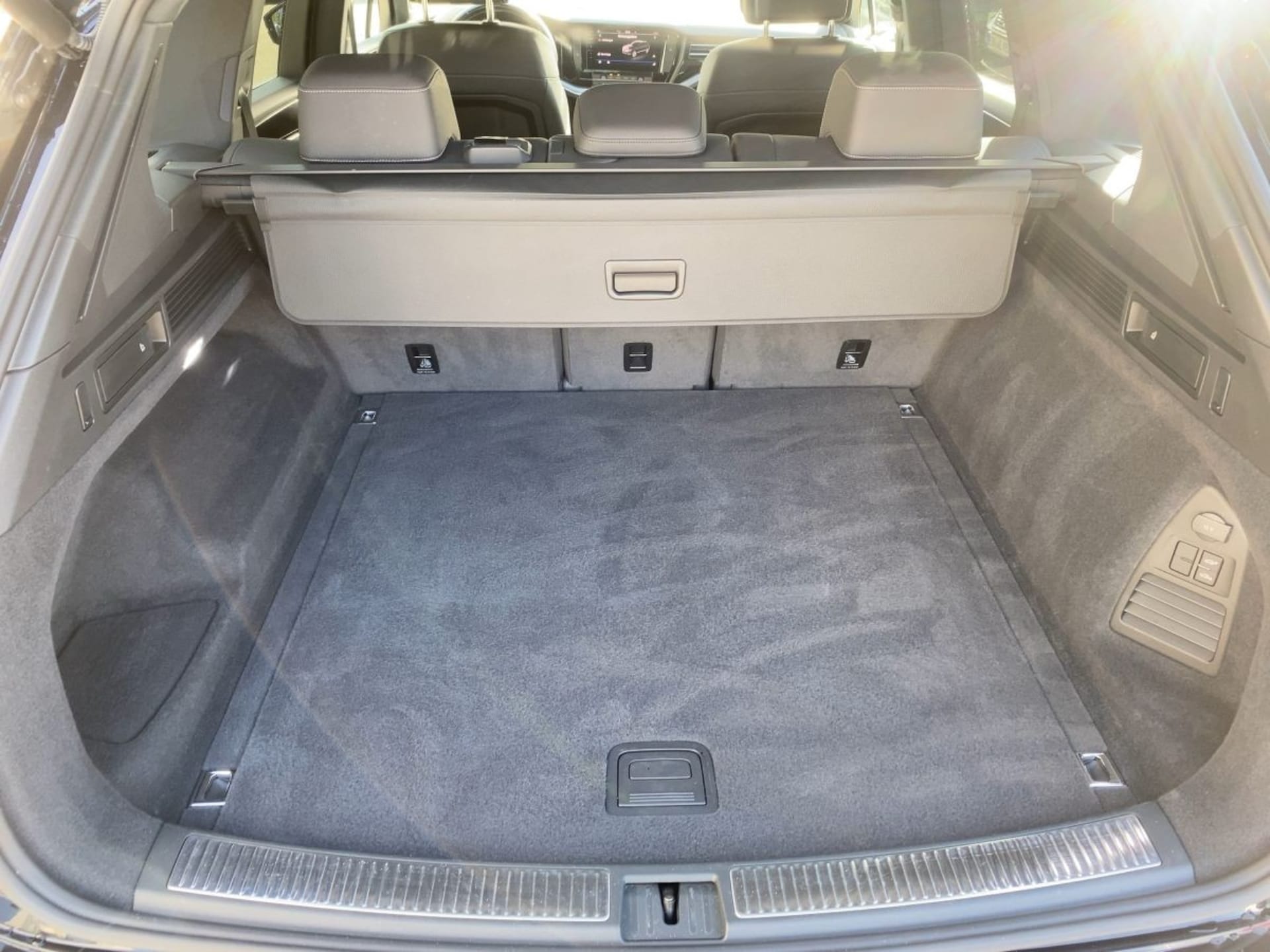 Volkswagen Touareg Basis-Modell